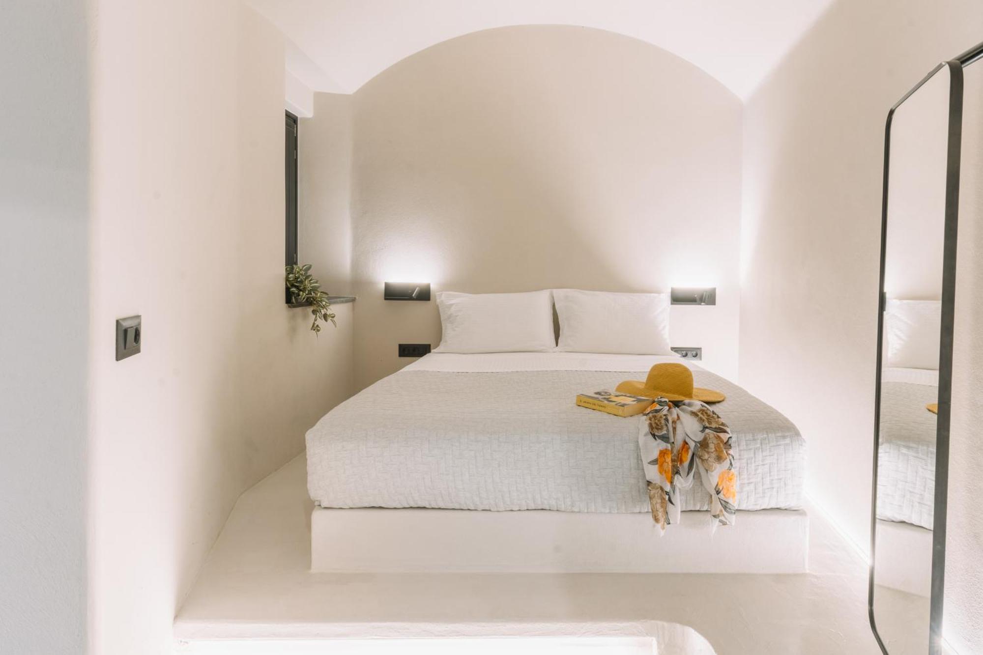 Noir Cave Villa With Private Jacuzzi And Sunset Terrace Пиргос Экстерьер фото